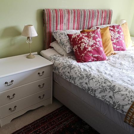 Upthedowns B&B Севъноукс Екстериор снимка